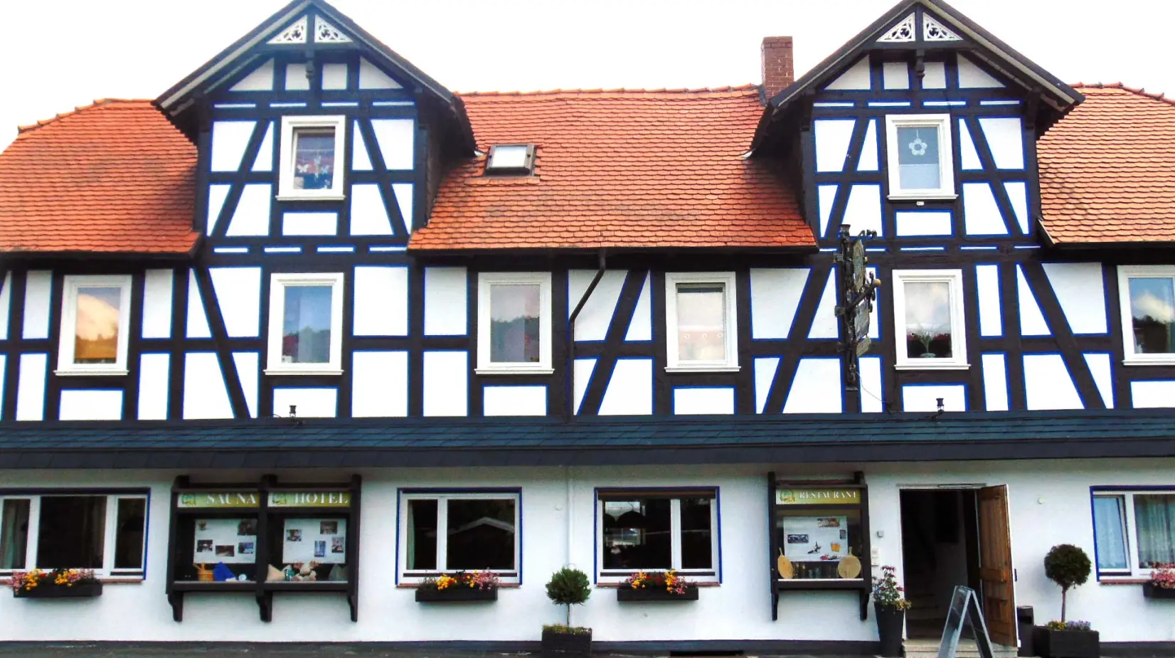 Ausbildung & Karriere im Gasthof Hotel Grebe in Marburg Ausbildung & Karriere im Gasthof Hotel Grebe in Marburg